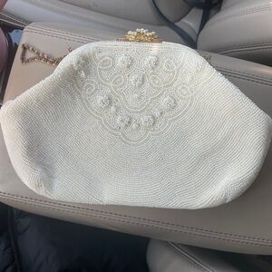 Elegant vintage  Cream Beaded evening bag